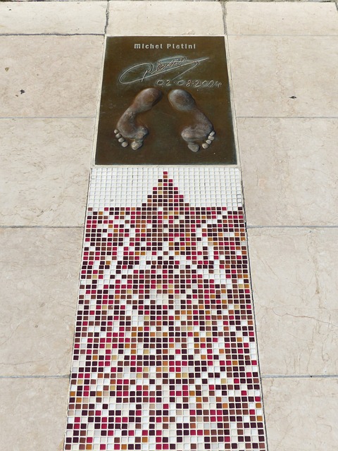 於布朗的個 於布朗的個